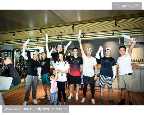 赛艇对抗赛：中国新秀崛起